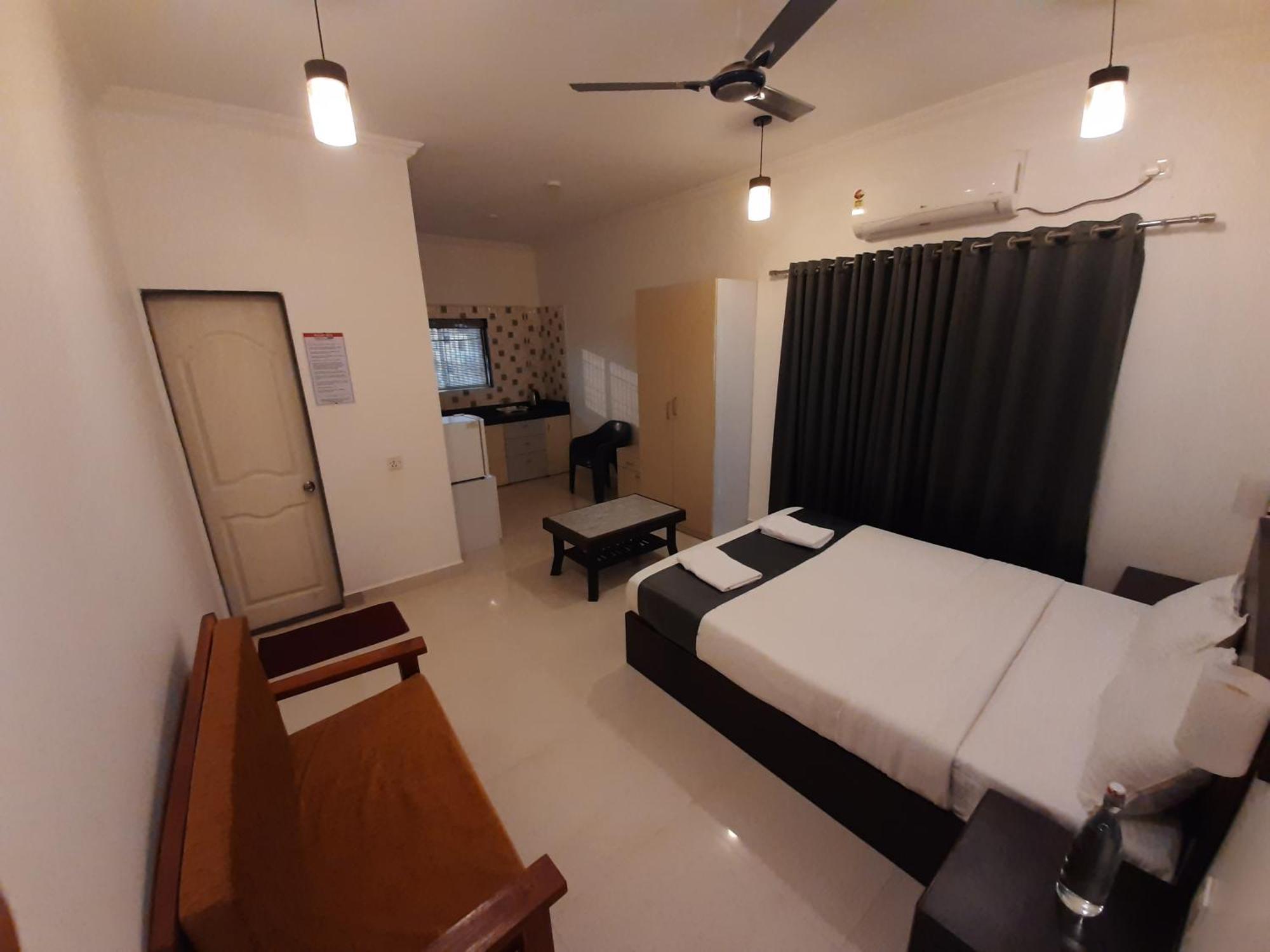 Hotel Rsa Residency Pernem Екстериор снимка